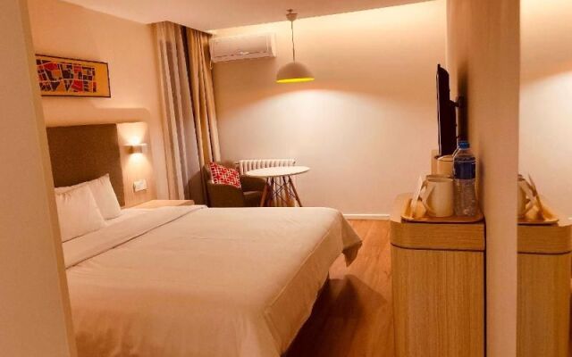 Hanting Hotel (Beijing Yongding Road North)