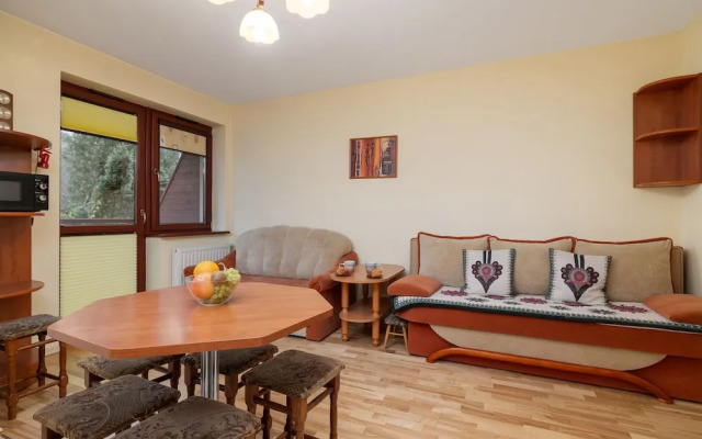 Cozy Apartment in Zakopane by Renters
