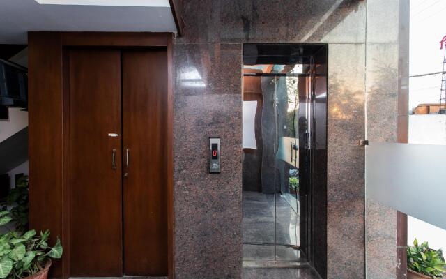 OYO 8882 Hotel Pishori Residency