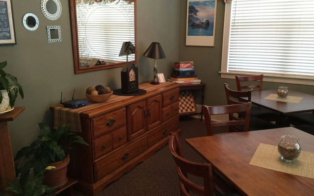 The Collins House Inn