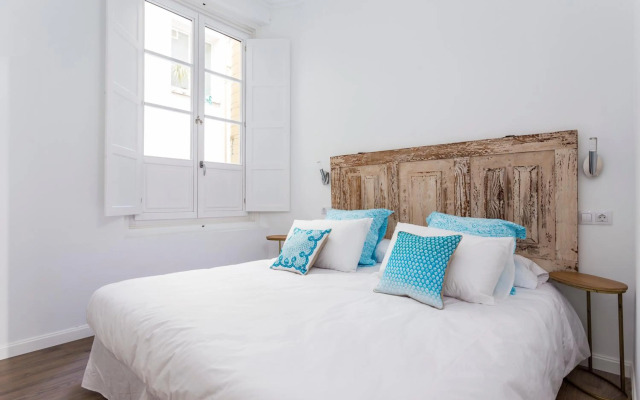 Puerta del Sol Center