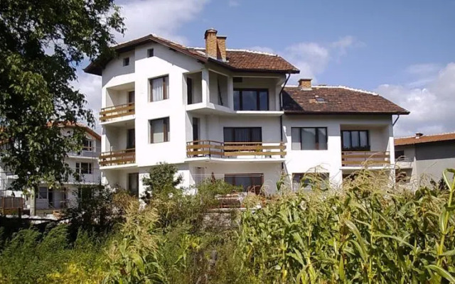 Stoyanova Guest House