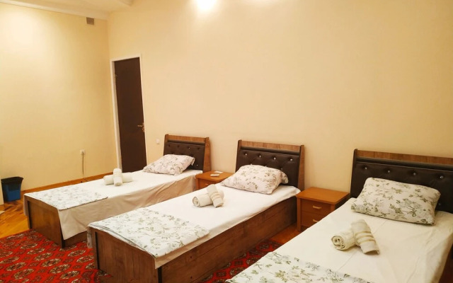 Oreon Inn Hotel - Hostel