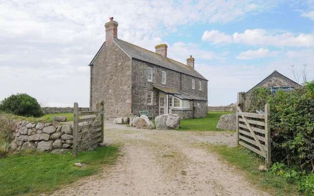 Three Chimneys