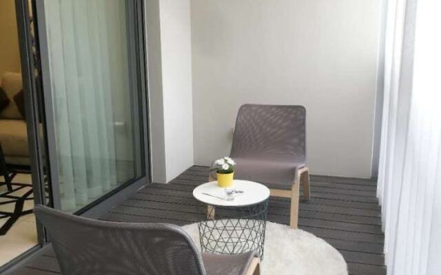 Cozyhouse Service Apartment