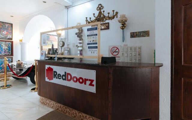 RedDoorz Plus @ New Orleans Auberge Hotel