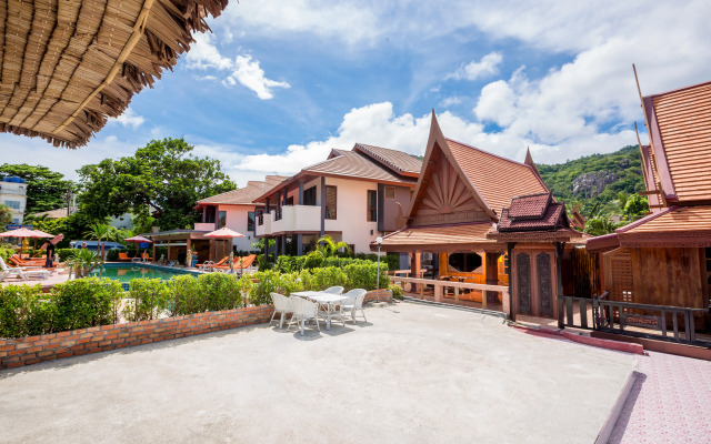 Sunrise Resort