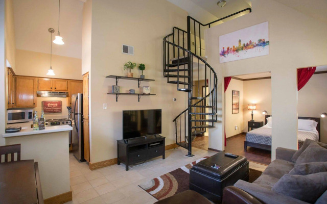 Residences at The Railyards - Downtown Austin