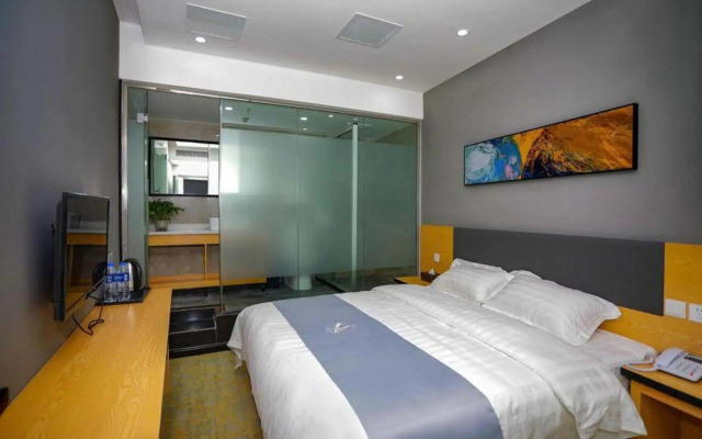 Kaola Hotel(考拉酒店(成都世纪城会展中心店))