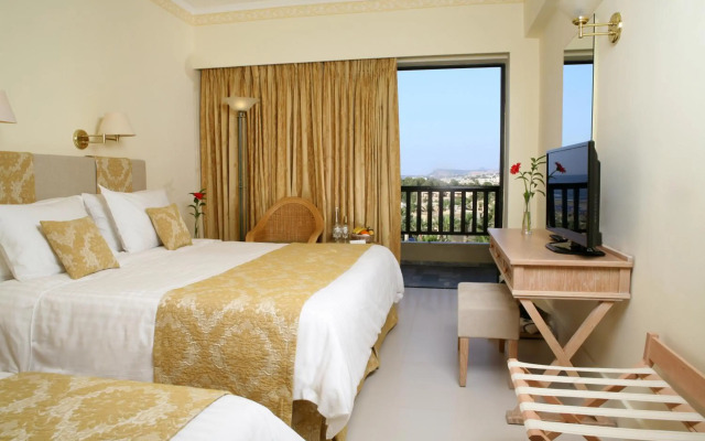 Aquila Rithymna Beach