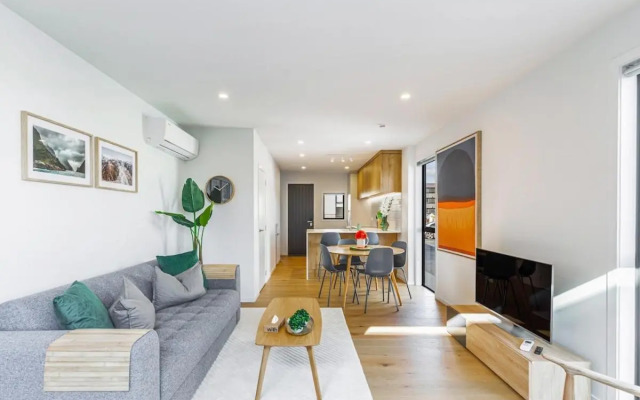Modern 2BR Townhouse in Mission Bay