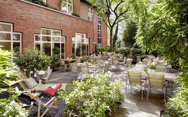 Lindner Hotel Cologne City Plaza, part of JdV by Hyatt