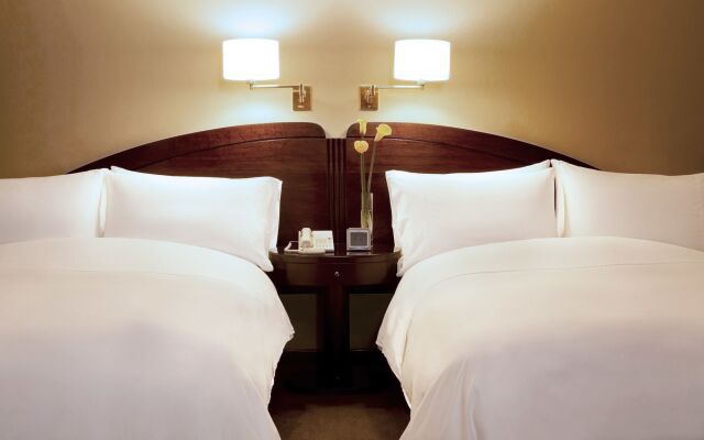 Royal Park Hotel