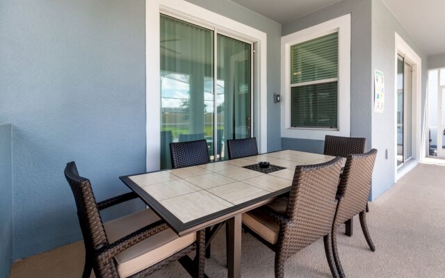 Champions Retreat by VillaDirect