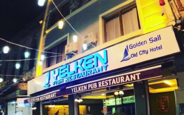 Golden Sail Hotel Old City