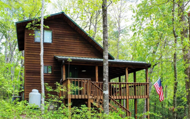Sautee Nacoochee Mtn Paradise w/ Spacious Deck!