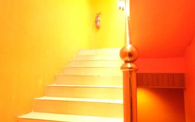 OYO 1028 15 Avenue Inn