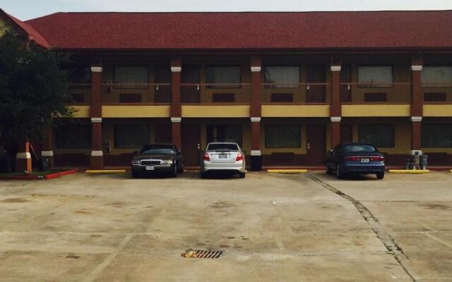 Scottish Inn & Suites - Hobby Airport