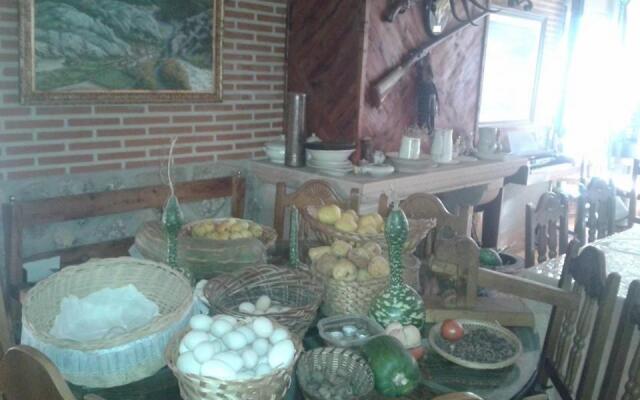 Casa Turismo Rural Pantano de Burgomillodo