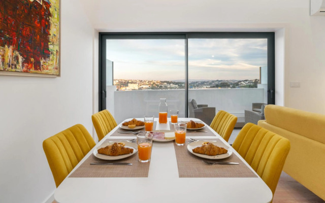 WHome Riverside View Premium Apartment w/ AC & Terrace