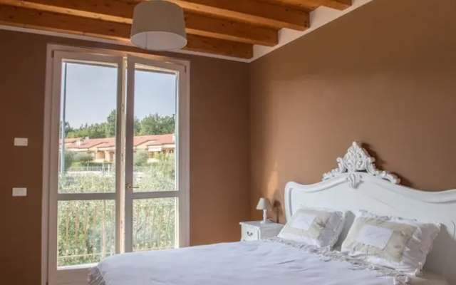 Elegant Lake Garda Villa With Garden