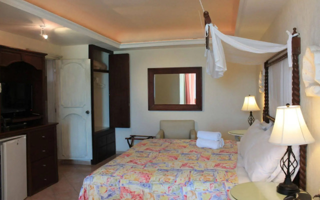 Hotel Playa la Media Luna, Isla Mujeres