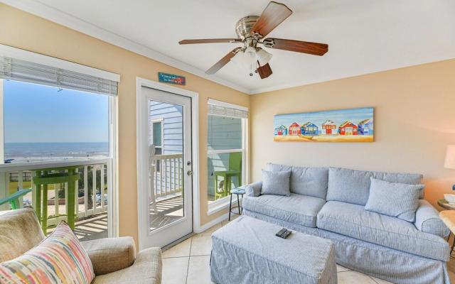 Seascape 1214 Studio Bedroom Condo by RedAwning