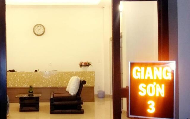 OYO 1144 Giang Son 3 Hotel