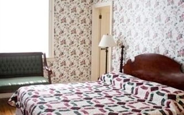 Golden Eagle Inn
