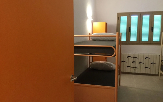 Hostel Alberg Binicanella