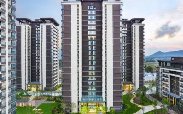 Aishan Hotel (Lijiang Gucheng District)