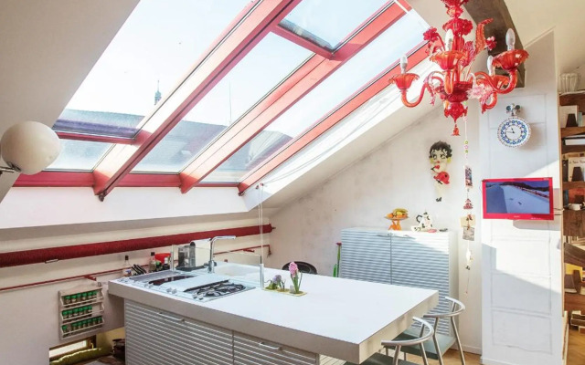 Unique Luxury Loft with Terrace in Old Town