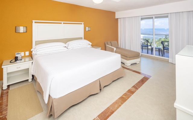 Occidental Costa Cancún All Inclusive