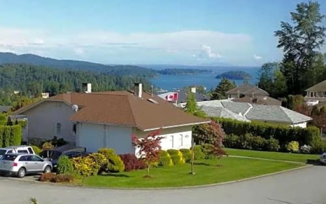 Bay Mountain Lookout Suites