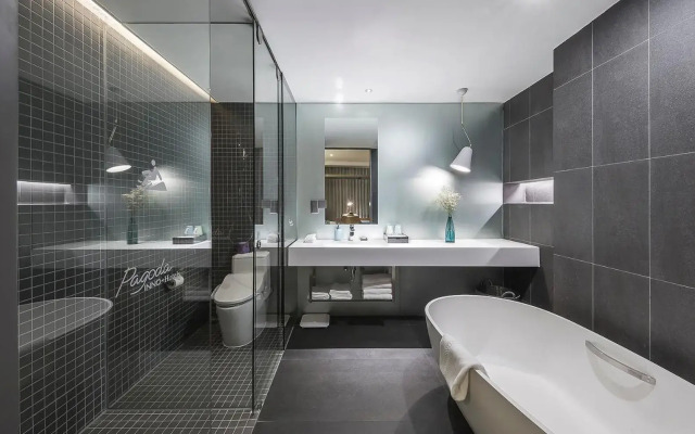 Ssaw Pagoda Hotel Shanghai