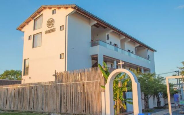 Shanghai Zhuyi Light Luxury Homestay