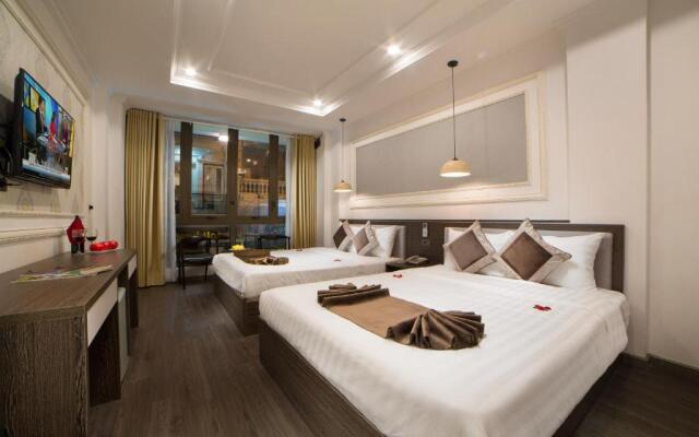 Galliot Central Hotel