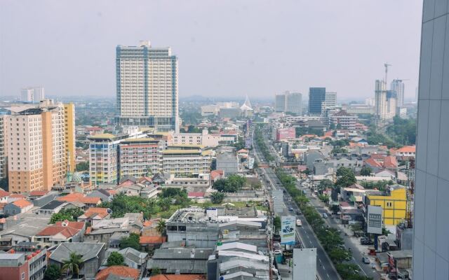 Comfy Studio Room at Evenciio Margonda Apartment