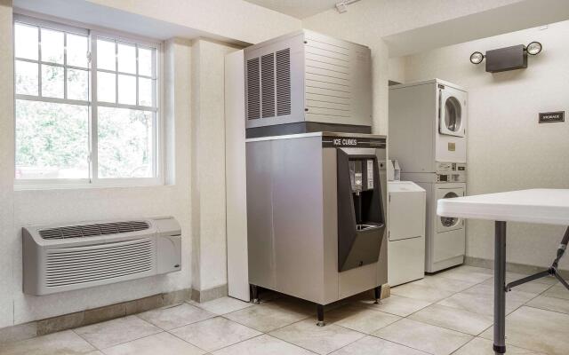 Maine Evergreen Hotel, Ascend Hotel Collection
