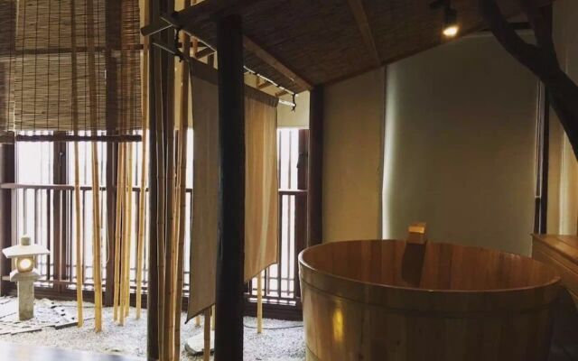 Shanghai Zhuli Kosa Spring Resort