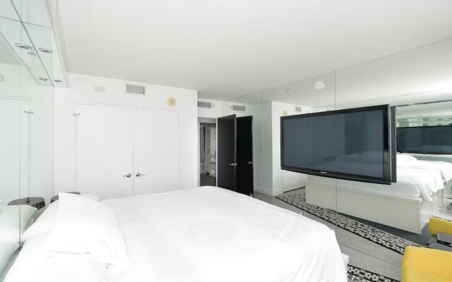 Miami World Rental - Mondrian 1426