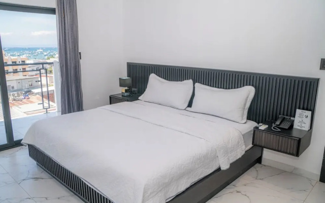 Manta Surf Hotel