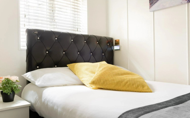 Tribe Amsterdam City