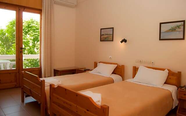 Yannis Resort Hotel