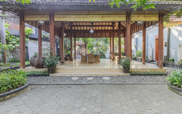 Pondok Gajah Hotel