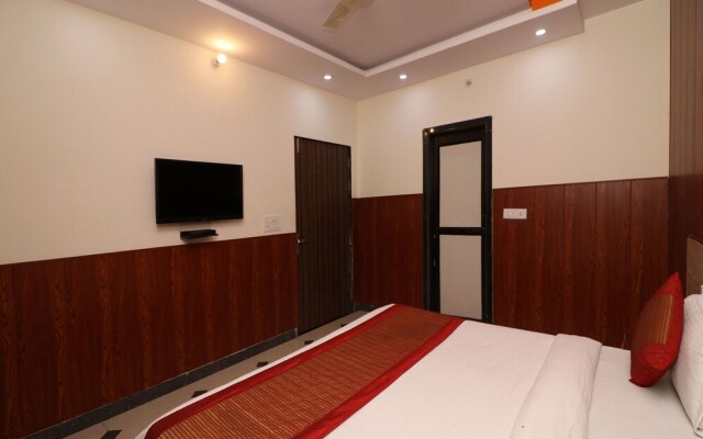 OYO 12847 Hotel Kanha Palace