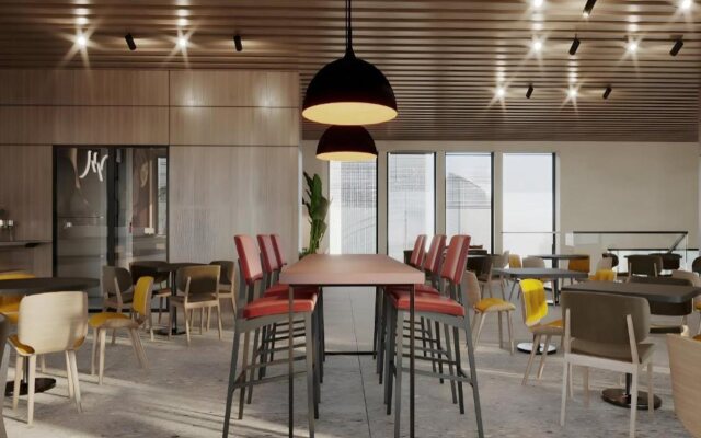 Mercure Tirana