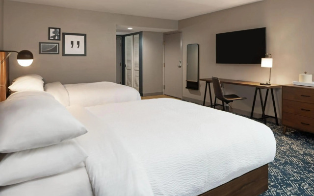 Four Points by Sheraton Bakersfield