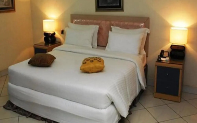 Royal Choice Inn