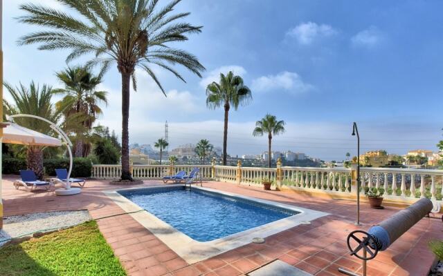 Comfortable Villa in Andalusia With Swimming Pool